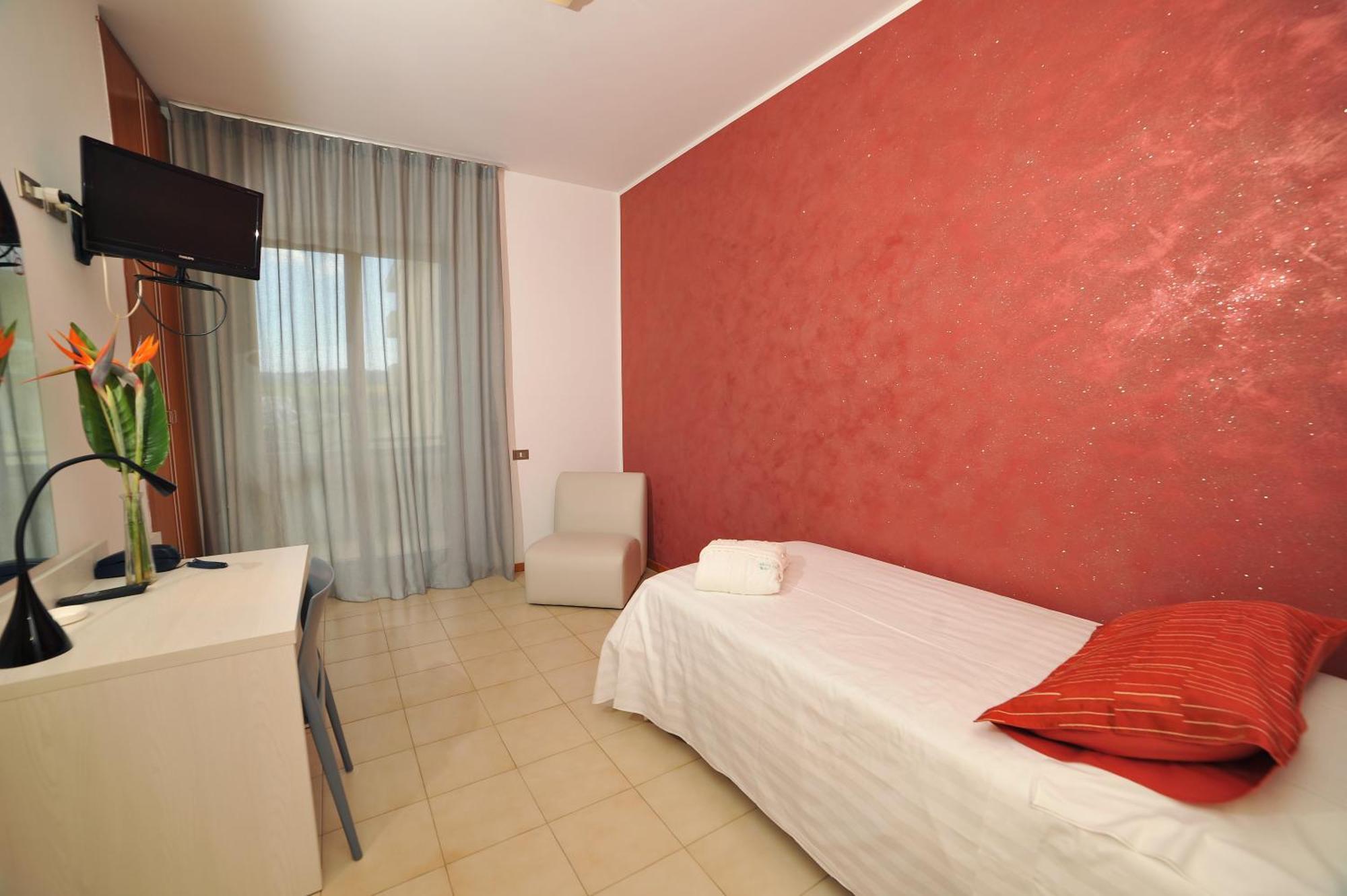 Hotel San Crispino Morrovalle Exteriér fotografie